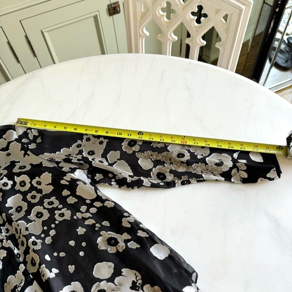 Alice + Olivia Belle Mandarin-Collar Floral-Print Blouse Sz S - Picture 11 of 11